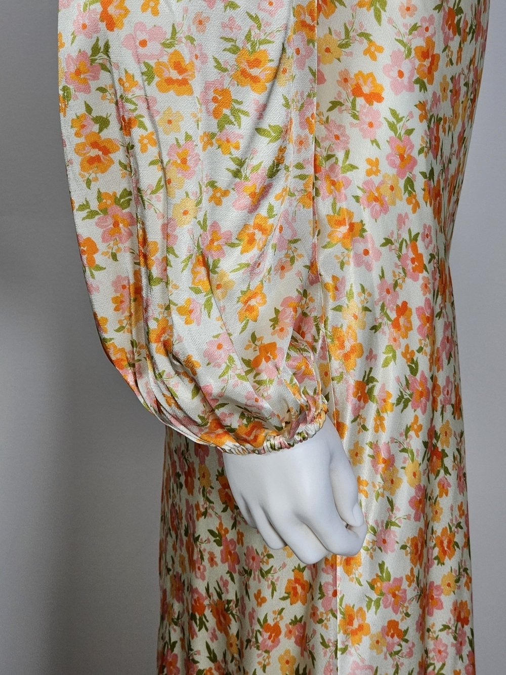 Ever New NWT Billie Satin Tie V-Neck Midi Dress in Fairlight Disty Floral Sz 8 - Picture 5 of 13